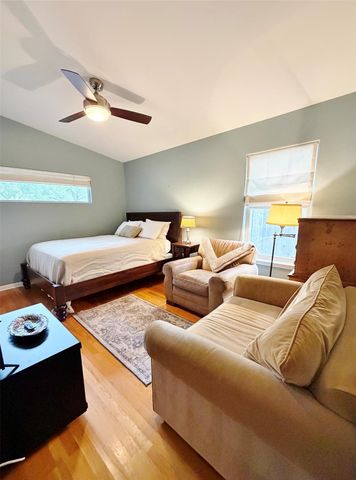 1803 Mohle DR, Austin, TX 78703