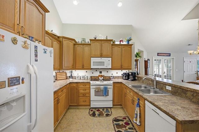 23144 W 71st Terrace, Shawnee, KS 66227