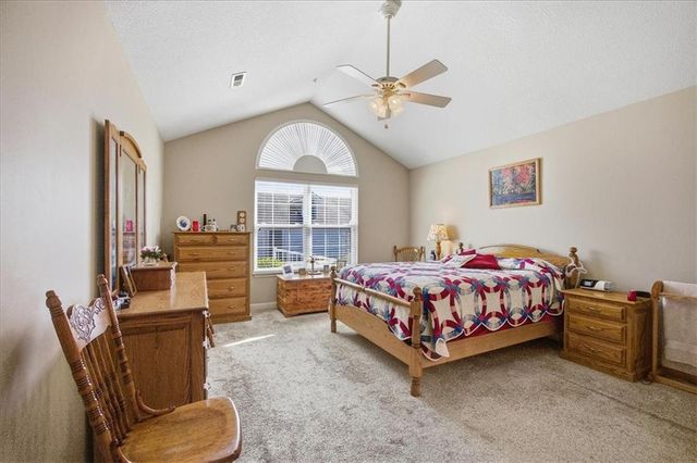 23144 W 71st Terrace, Shawnee, KS 66227