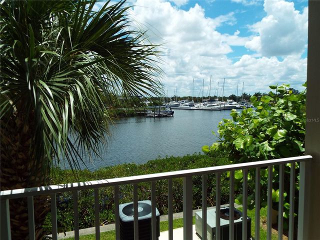 513 BAHIA BEACH BLVD, Ruskin, FL 33570