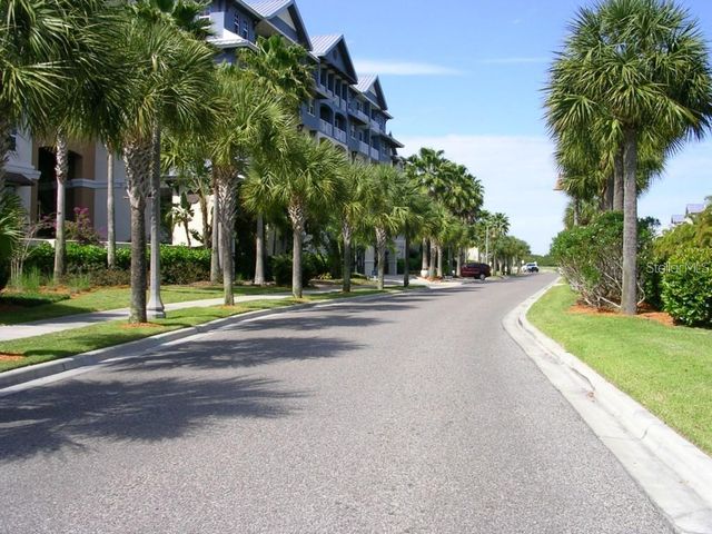 513 BAHIA BEACH BLVD, Ruskin, FL 33570