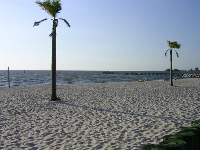 513 BAHIA BEACH BLVD, Ruskin, FL 33570