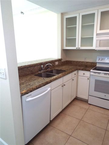 513 BAHIA BEACH BLVD, Ruskin, FL 33570