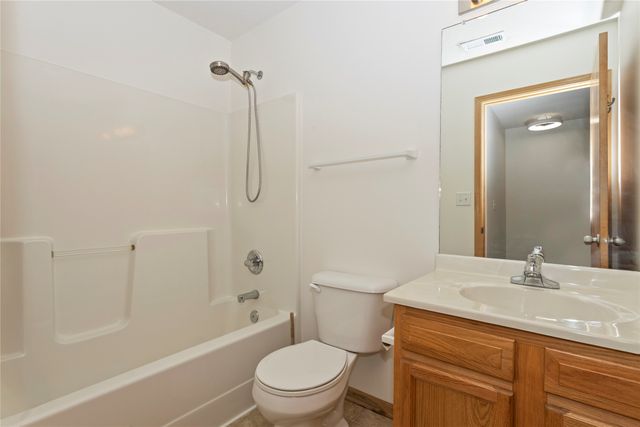 856 SE Mulberry Lane, Waukee, IA 50263