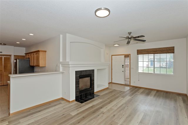 856 SE Mulberry Lane, Waukee, IA 50263