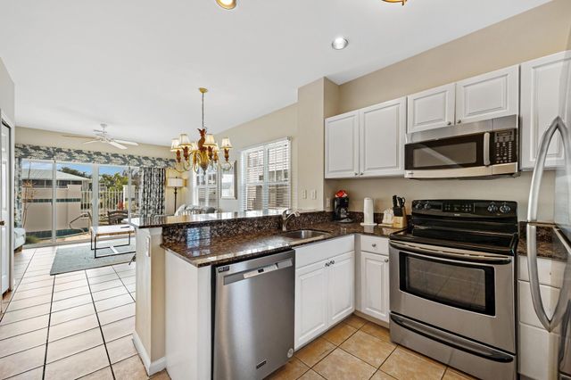 7021 Harbor Village Drive, Duck Key, FL 33050