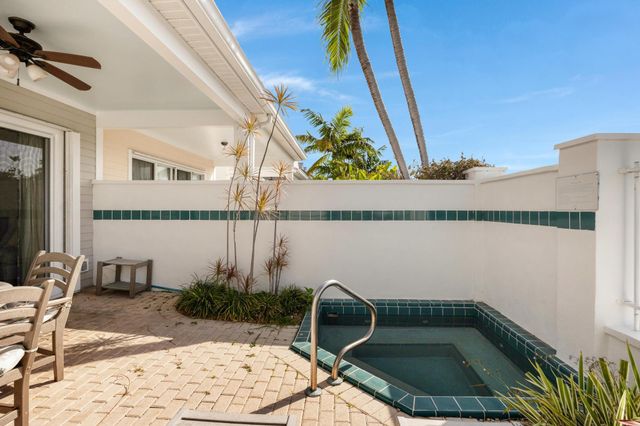 7021 Harbor Village Drive, Duck Key, FL 33050