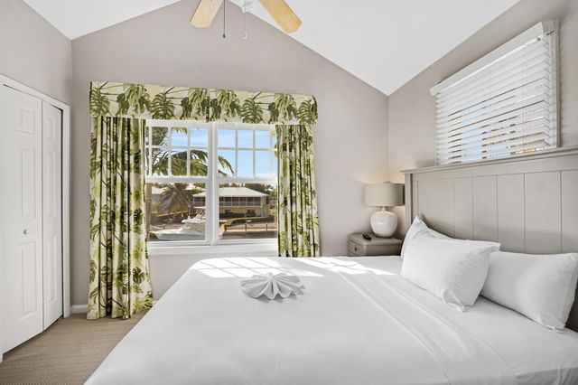 7021 Harbor Village Drive, Duck Key, FL 33050