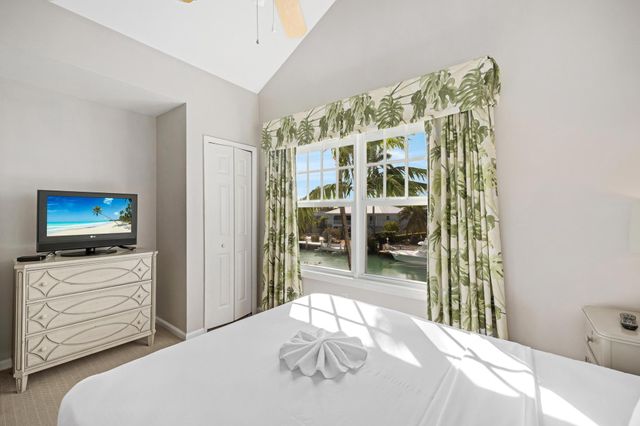 7021 Harbor Village Drive, Duck Key, FL 33050