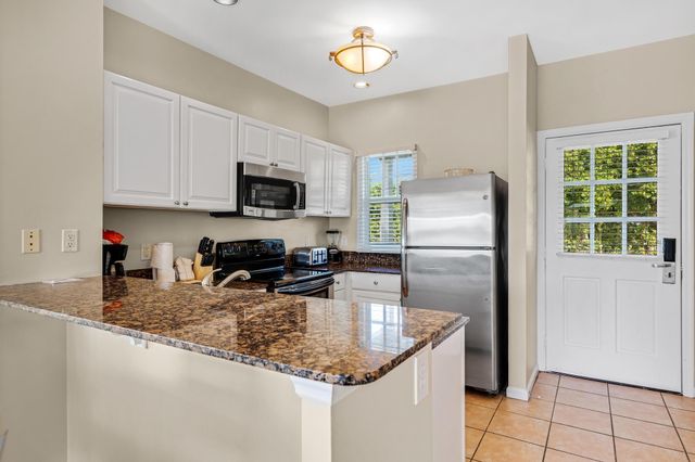 7021 Harbor Village Drive, Duck Key, FL 33050