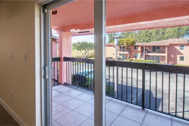 2020 NW 119th Street 1121, Miami, FL 33167