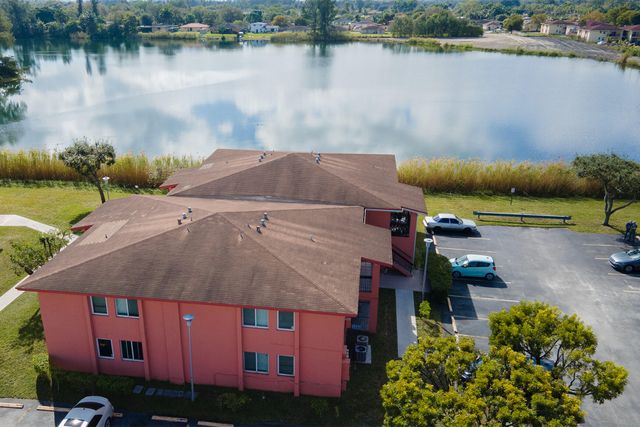 2020 NW 119th Street 1121, Miami, FL 33167