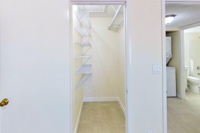 2020 NW 119th Street 1121, Miami, FL 33167