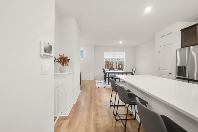 2031 Sequoia Avenue, Mundelein, IL 60060