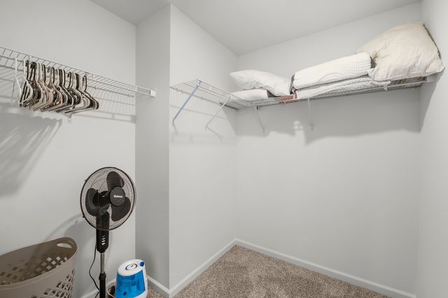 2031 Sequoia Avenue, Mundelein, IL 60060