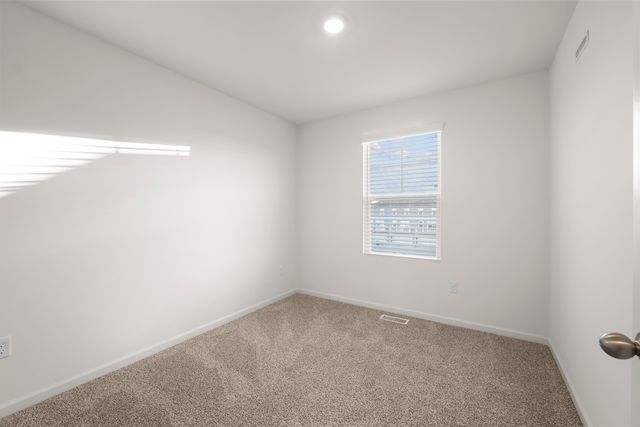 2031 Sequoia Avenue, Mundelein, IL 60060