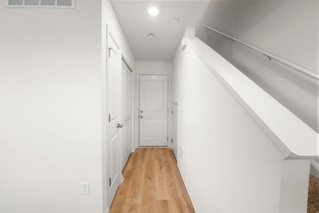 2031 Sequoia Avenue, Mundelein, IL 60060