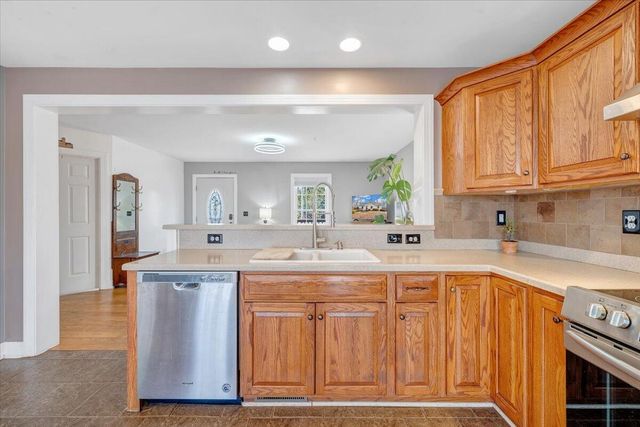 97 Lakewood Acres Drive, Hardy, VA 24101