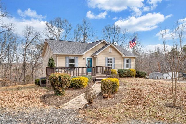 97 Lakewood Acres Drive, Hardy, VA 24101