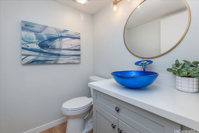 7540 Puumahoe Place, Honolulu, HI 96825