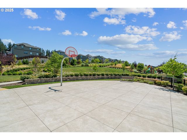 15062 Sw 165th Ave, Tigard, OR 97224