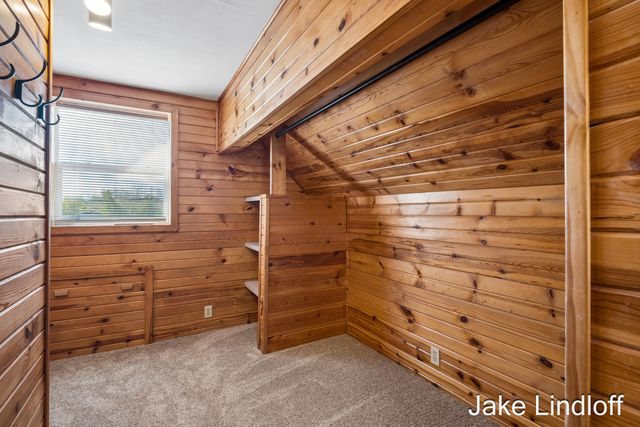 322 E Gardner Street, Sparta, MI 49345