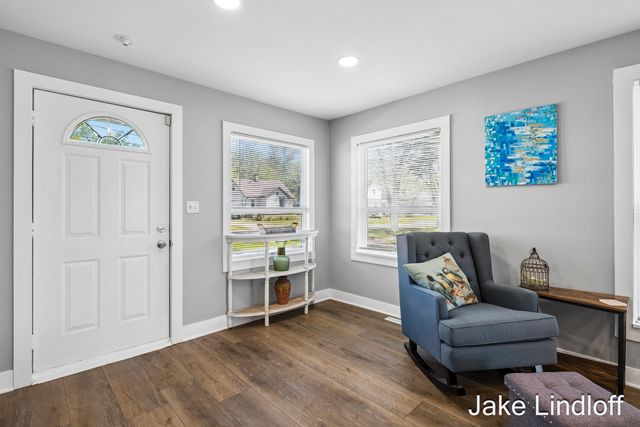 322 E Gardner Street, Sparta, MI 49345