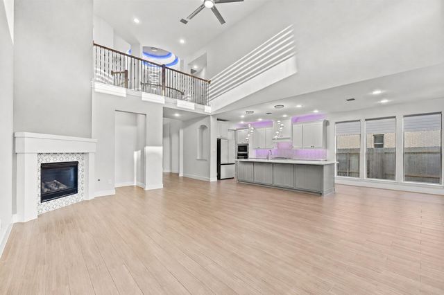 4823 Parkgate Avenue, Fulshear, TX 77441