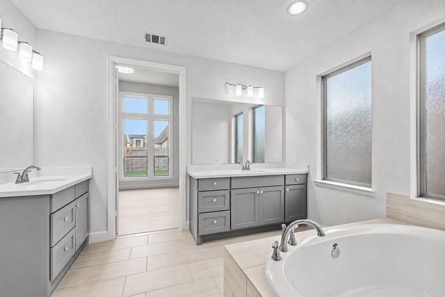 4823 Parkgate Avenue, Fulshear, TX 77441
