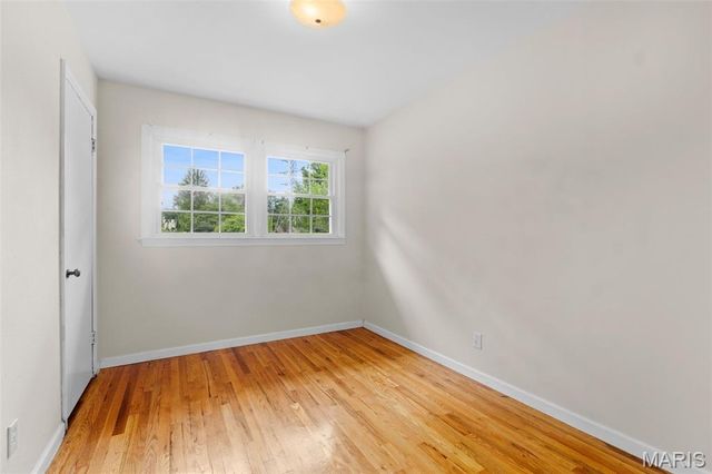 165 S Saint Jacques Street, Florissant, MO 63031