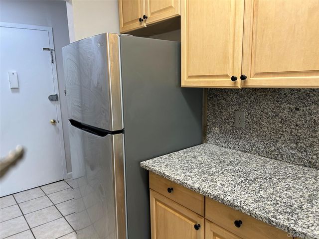 2 Secora Road C7, Spring Valley, NY 10952