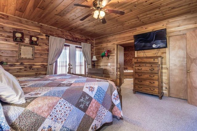 7745 Murr Road, Graff, MO 65660