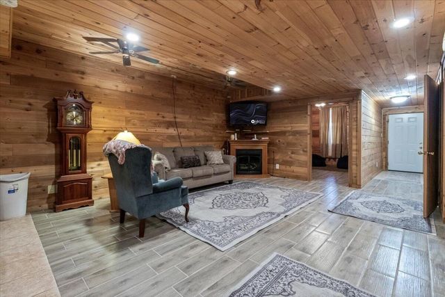 7745 Murr Road, Graff, MO 65660