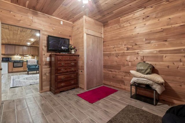 7745 Murr Road, Graff, MO 65660