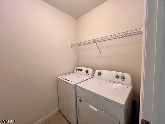 212 SW 25th AVE, Cape Coral, FL 33991