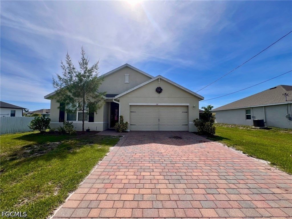 212 SW 25th AVE, Cape Coral, FL 33991