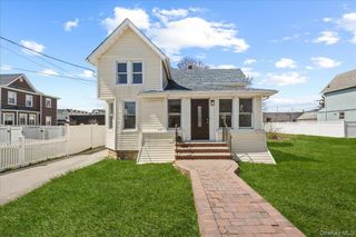 62 Westend Avenue, Freeport, NY 11520