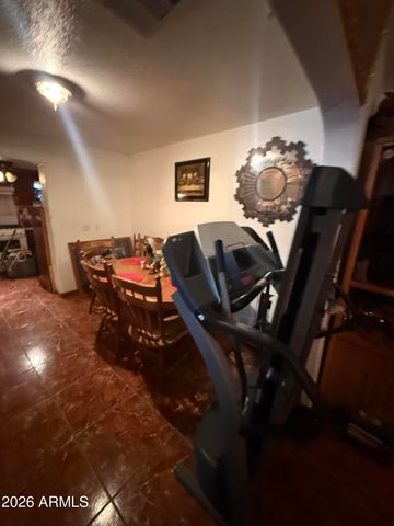 902 S 30TH Drive, Phoenix, AZ 85009