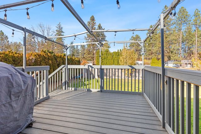 11313 33RD Ave, Spokane, WA 99206