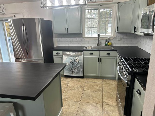 11313 33RD Ave, Spokane, WA 99206