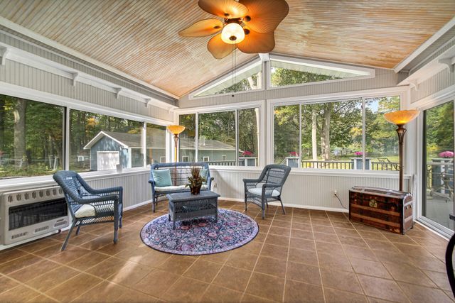 216 Holton Road, La Porte, IN 46350