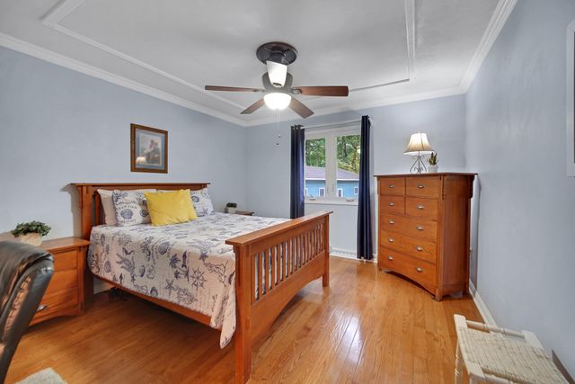 216 Holton Road, La Porte, IN 46350