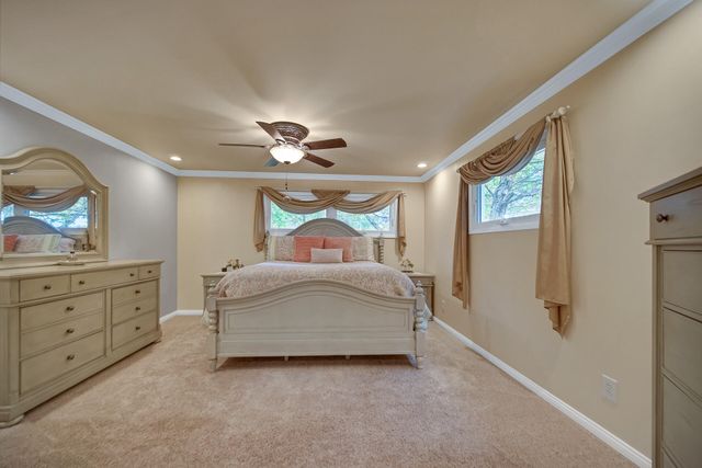 216 Holton Road, La Porte, IN 46350