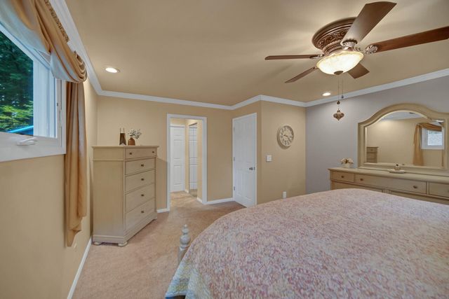 216 Holton Road, La Porte, IN 46350