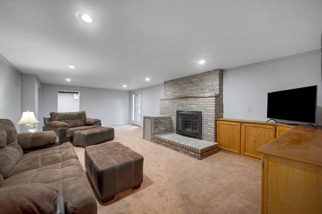 216 Holton Road, La Porte, IN 46350