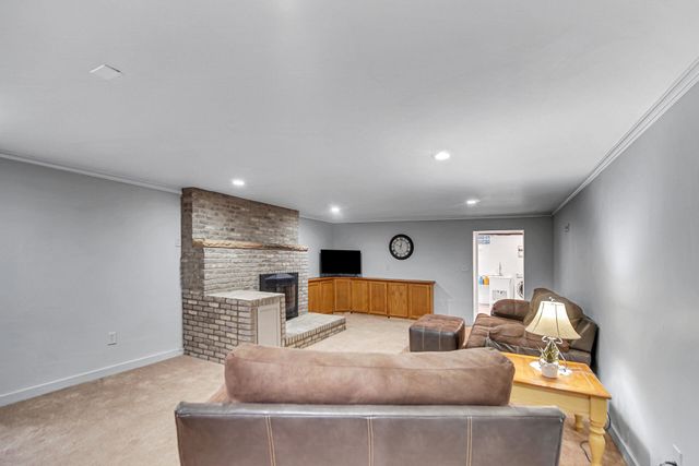 216 Holton Road, La Porte, IN 46350