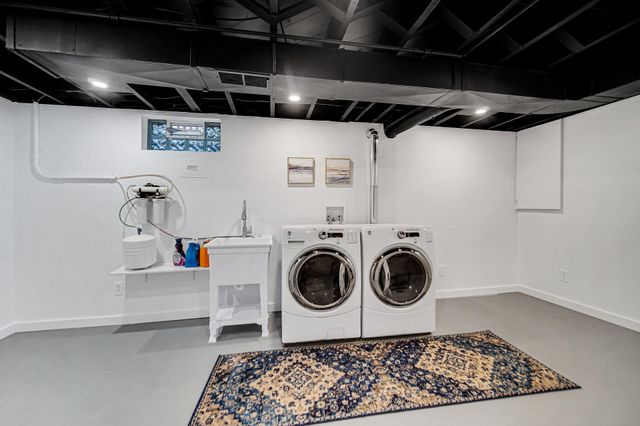 216 Holton Road, La Porte, IN 46350