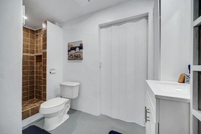 216 Holton Road, La Porte, IN 46350