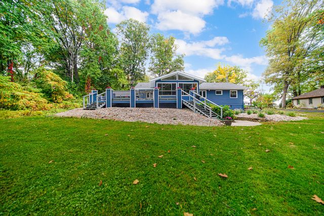 216 Holton Road, La Porte, IN 46350