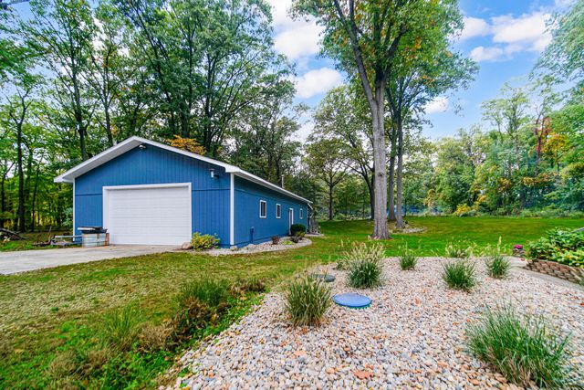 216 Holton Road, La Porte, IN 46350